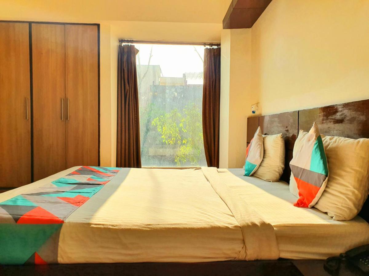 Hotel Merriment Alpha Noida Exterior photo