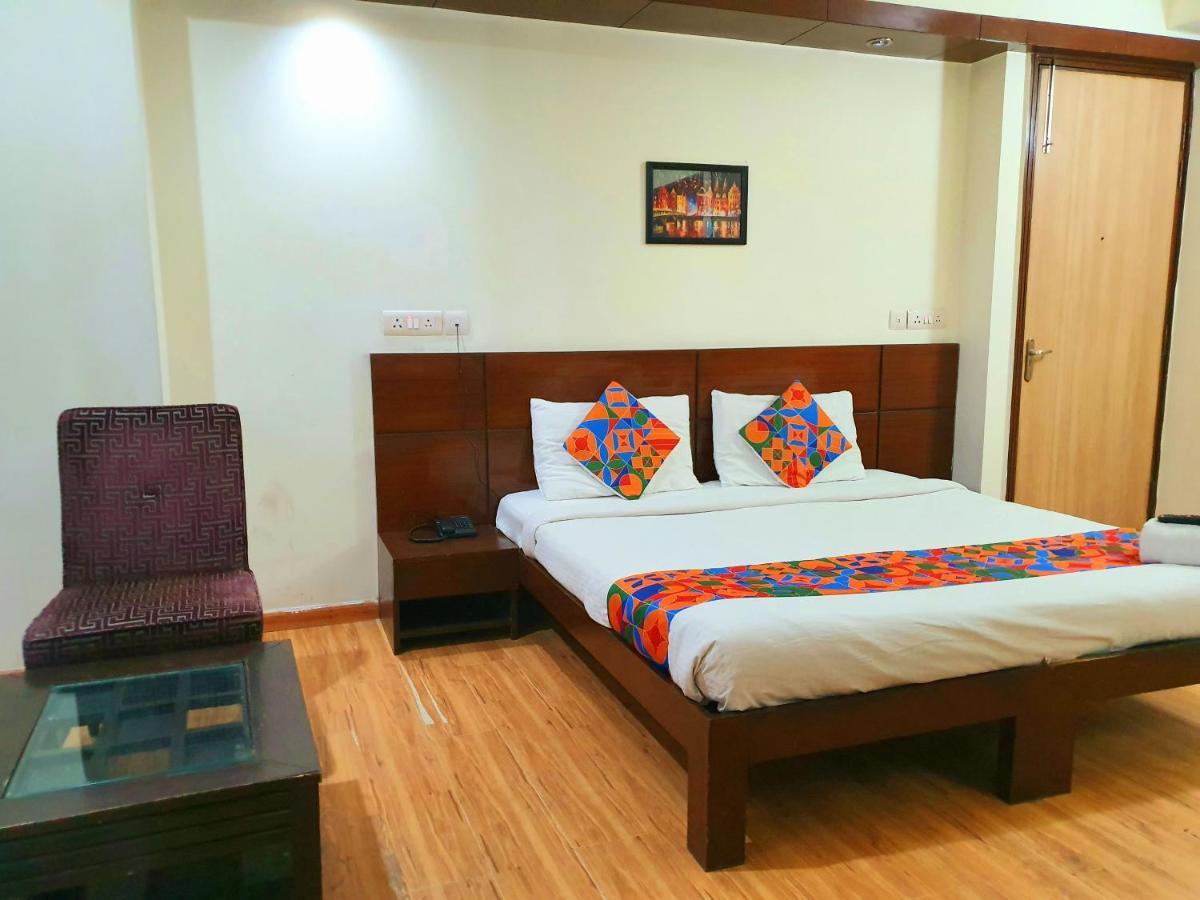 Hotel Merriment Alpha Noida Exterior photo
